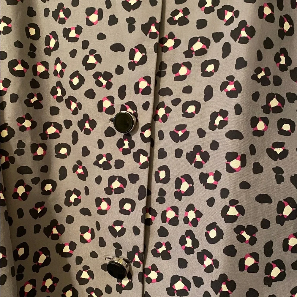 kate spade Leopard Print Single-Breasted with gray background Trench Coat. - Picture 3 of 3